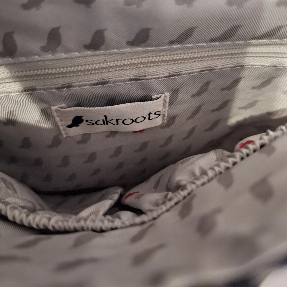 Sakroots crossbody bag - Picture 4 of 6